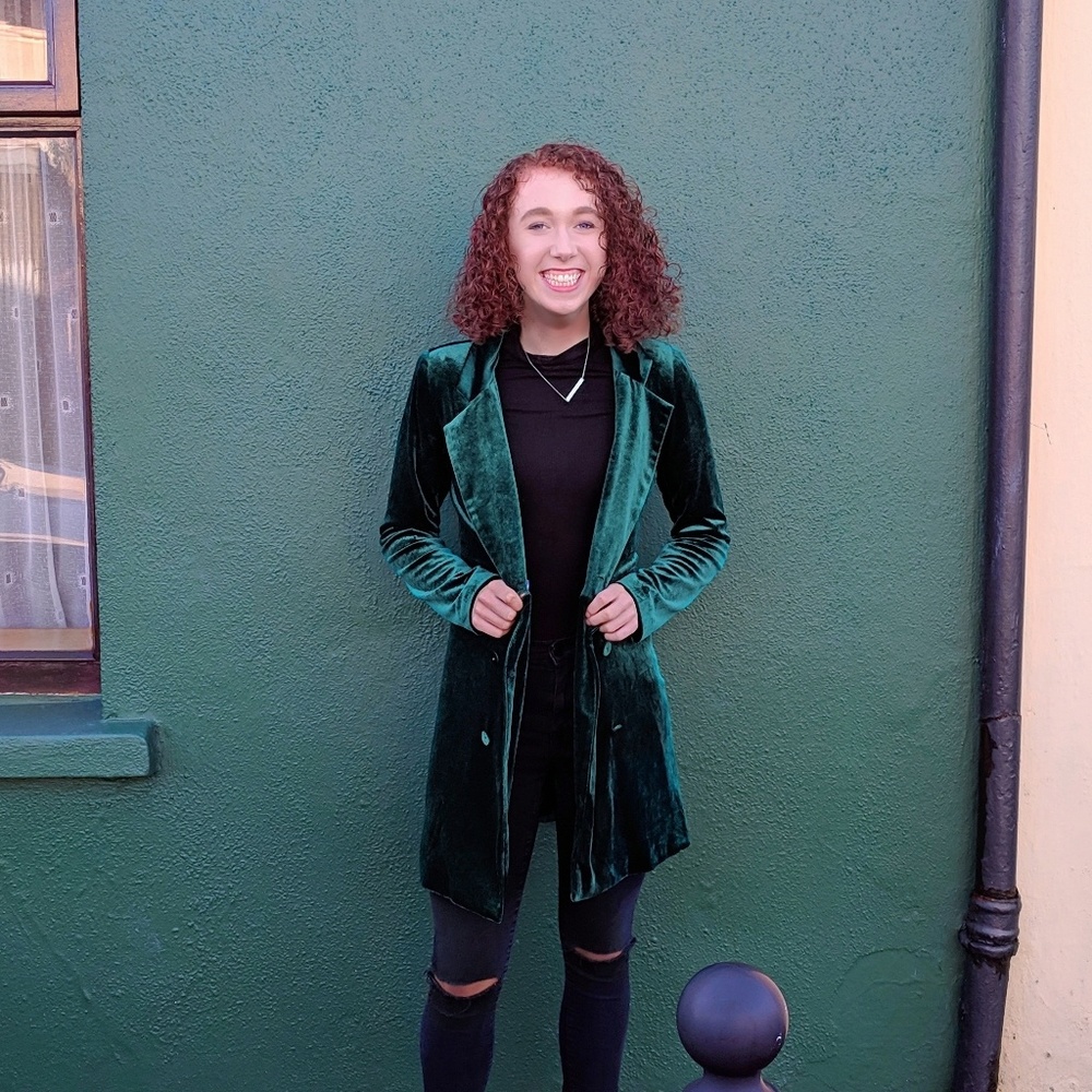 Meet your Posher, Olivia